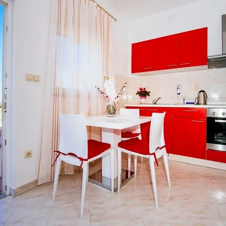 Ljubo - Modern Andy Cosy Apartment