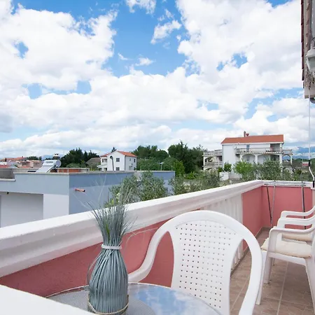 Apartment Ljubo